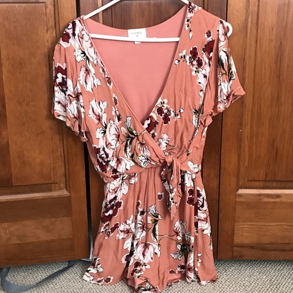Nordstrom Floral Romper - Picture 2 of 6
